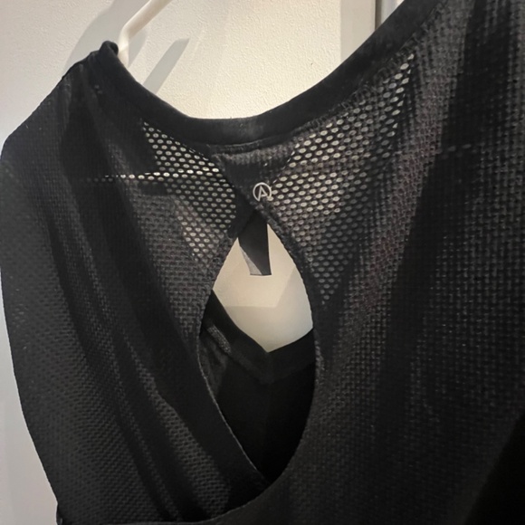 Askya Workout Top - Picture 2 of 4